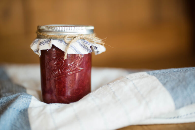How To Make Low-Sugar Strawberry Jam