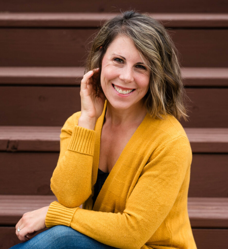 Becky Buttles Americana headshot photo