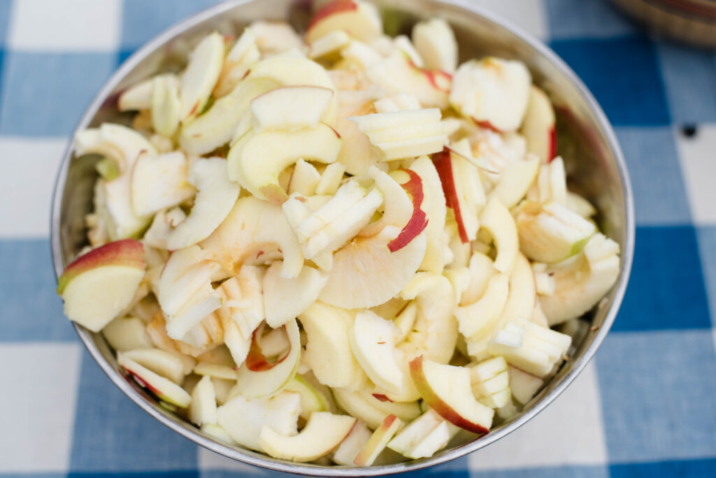 Bowl of chopped apples.