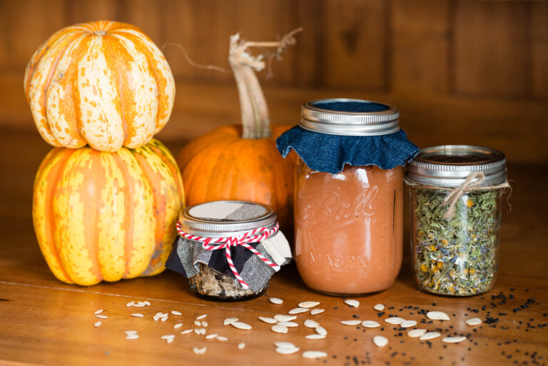 5 Easy Homemade Gift Ideas from the Garden