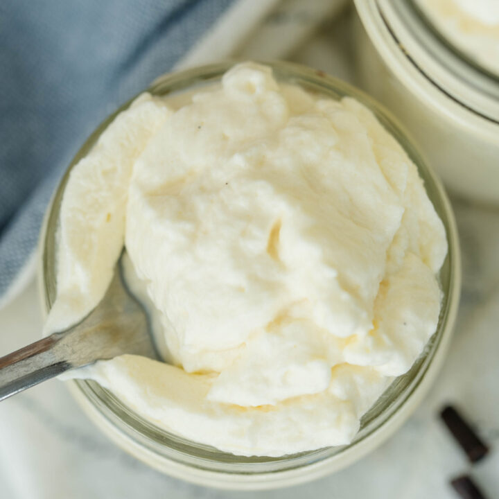 Quick and Easy Homemade Whipped Cream