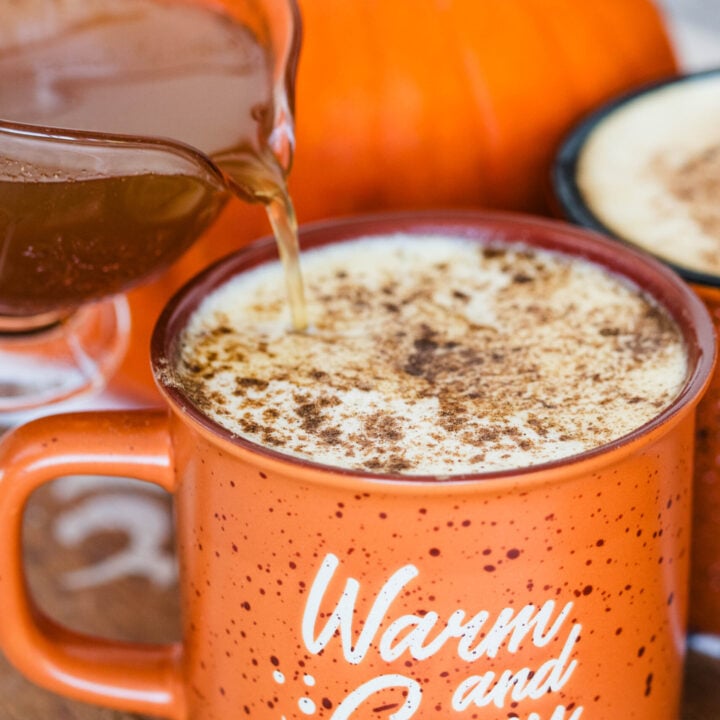Easy Homemade Pumpkin Spice Latte | Non-Caffeinated | Detoxifying